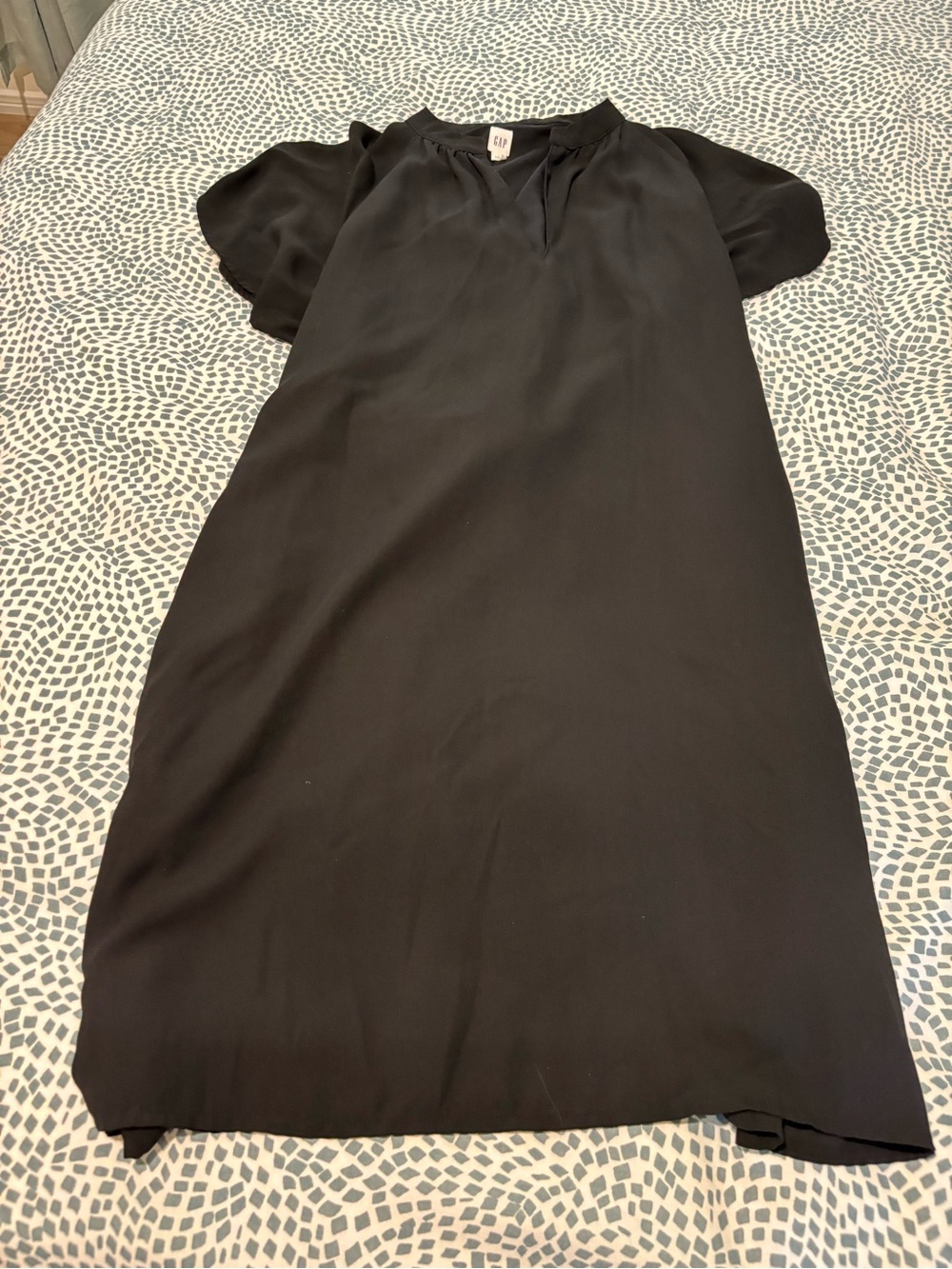 GAP Black Midi Shift Dress